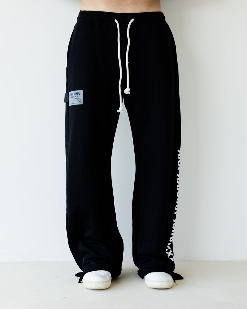 Load image into Gallery viewer, Black TNW summer Slit  Sweatpants
