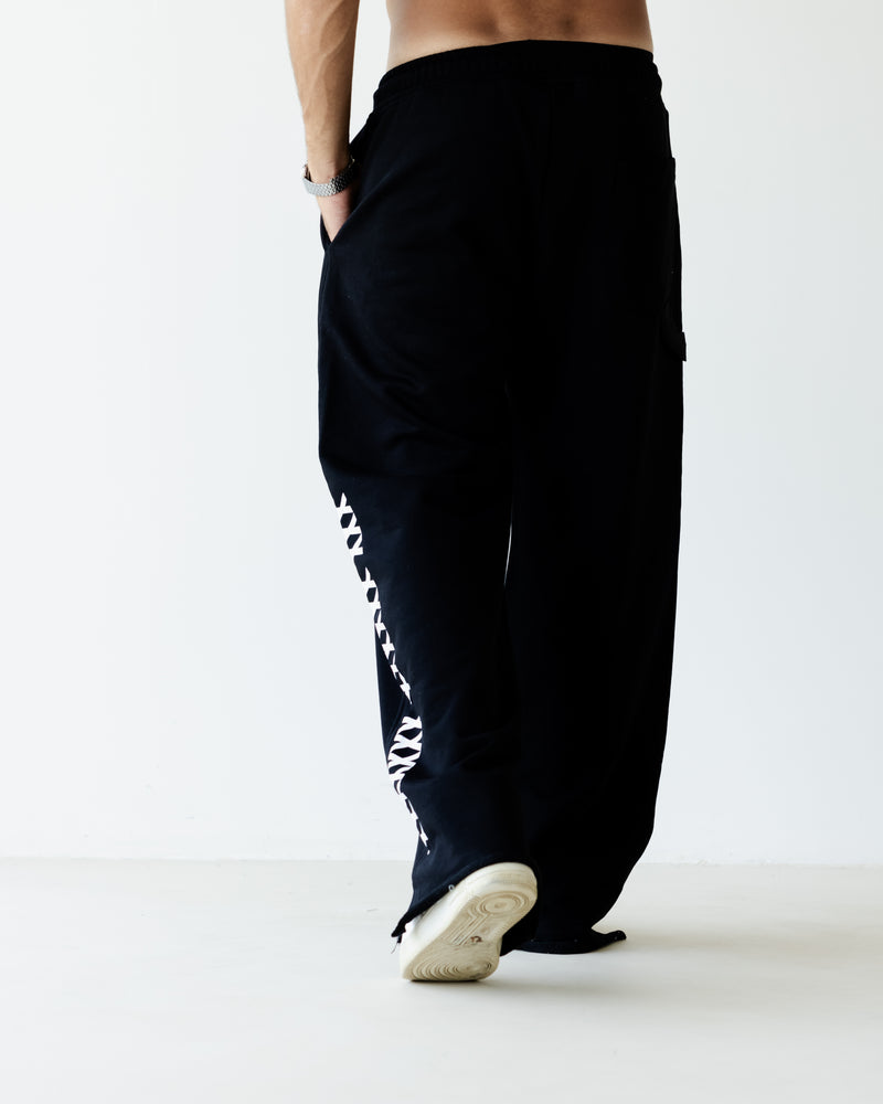 Load image into Gallery viewer, Black TNW summer Slit  Sweatpants
